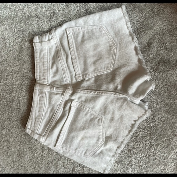 Sunday best shorts - Picture 2 of 3
